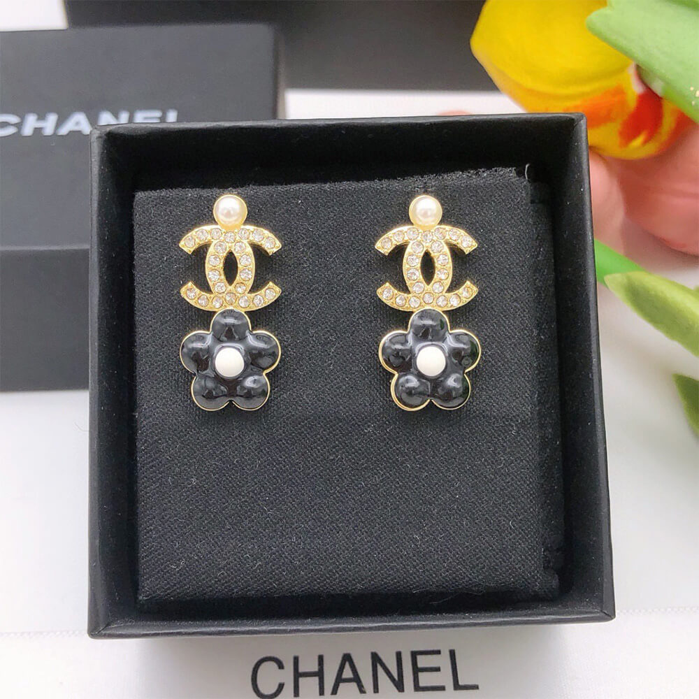 Ch**el D1am0nd EARRINGS