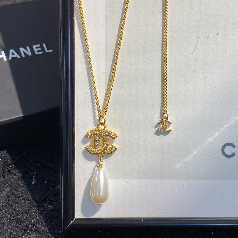 Ch**el NECKLACE