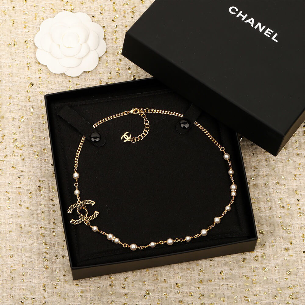 Ch**el NECKLACE