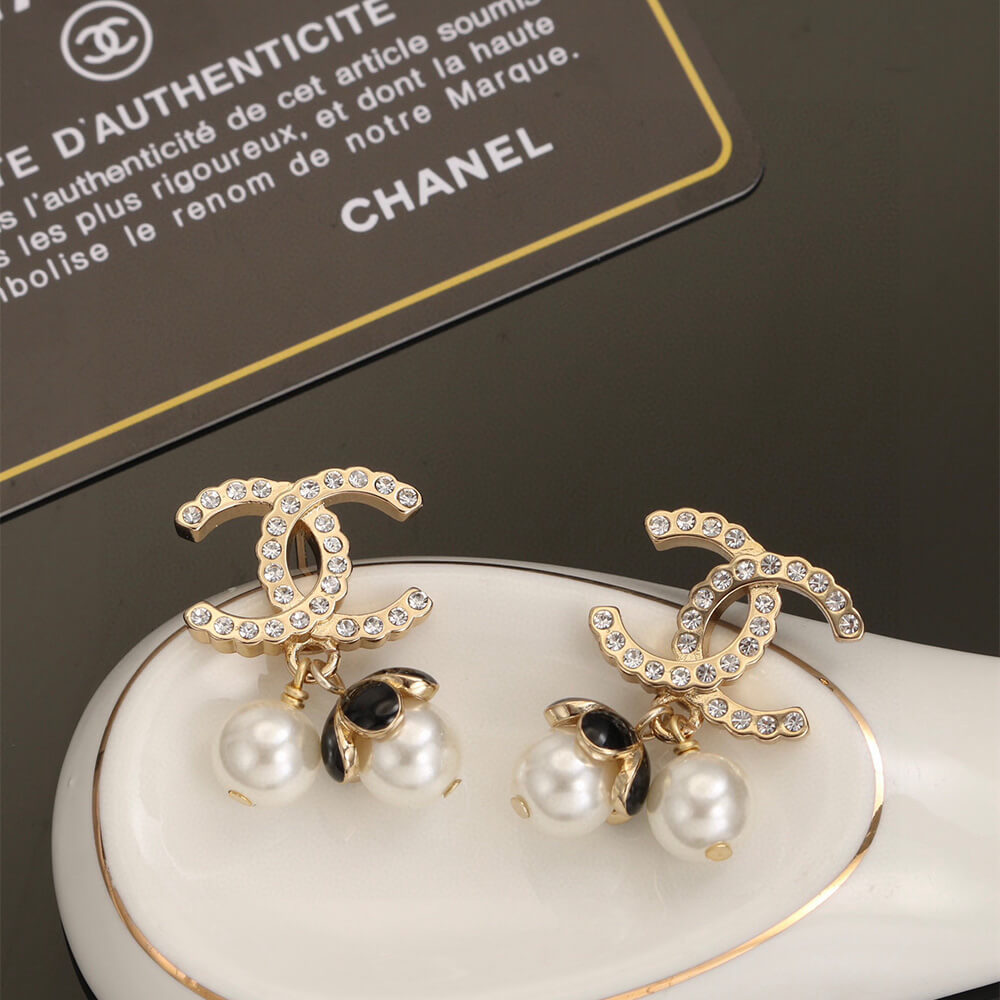 Ch**el D1am0nd EARRINGS