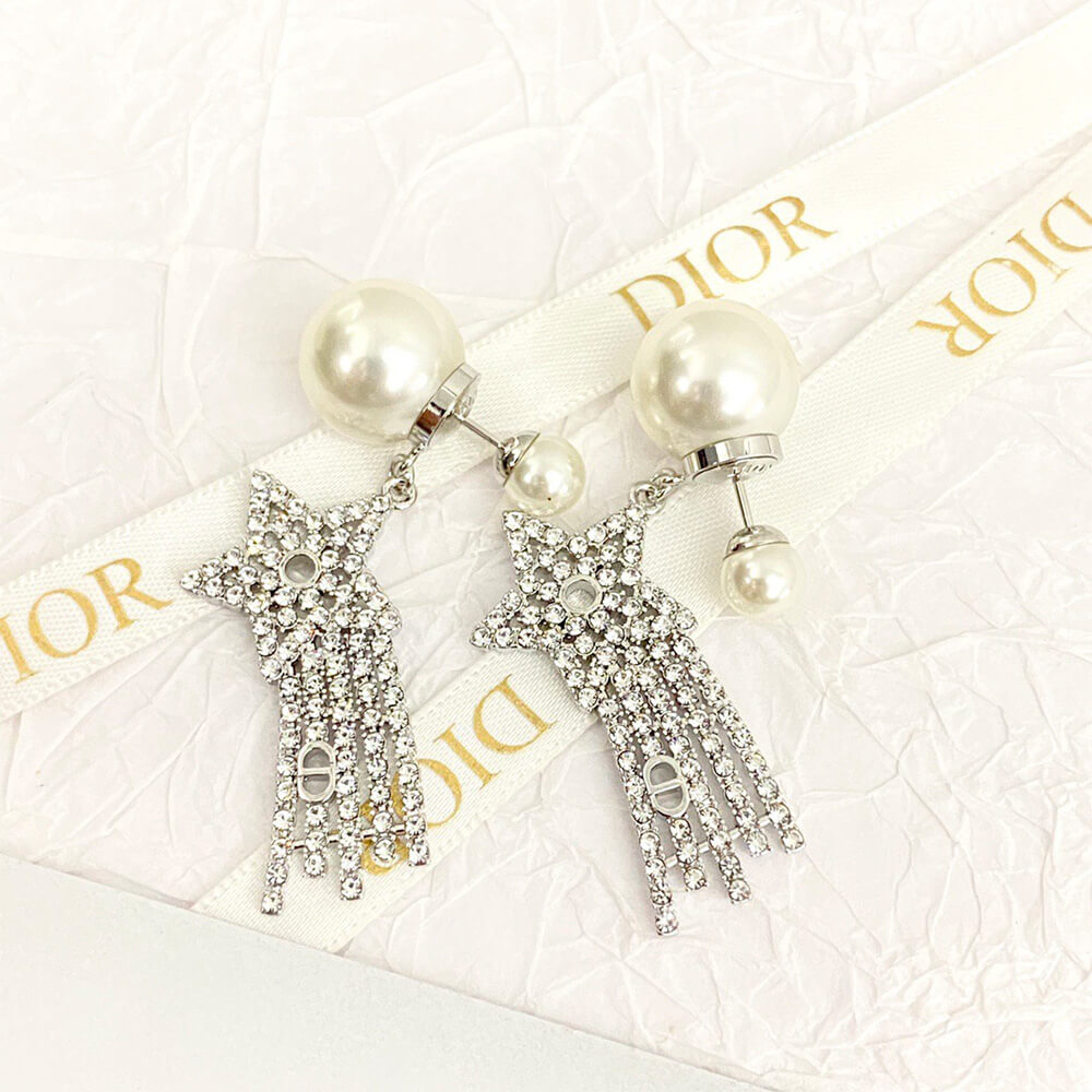 D10r PEARL EARRINGS