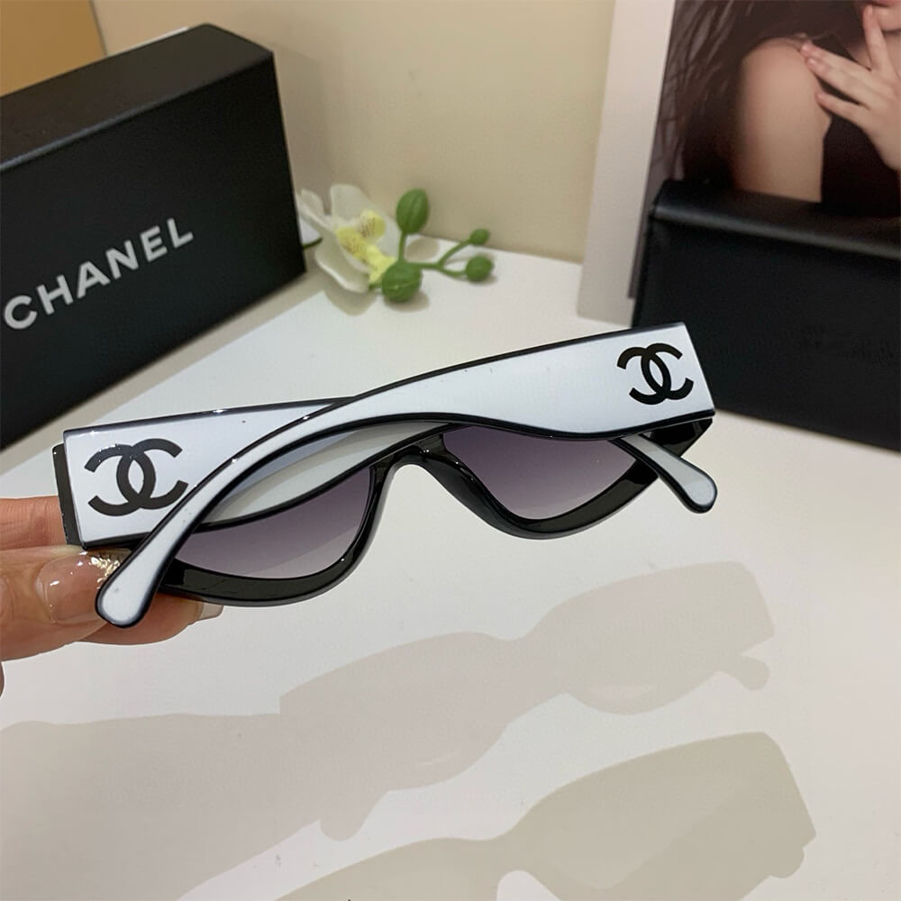 Ch**el SUNGLASSES