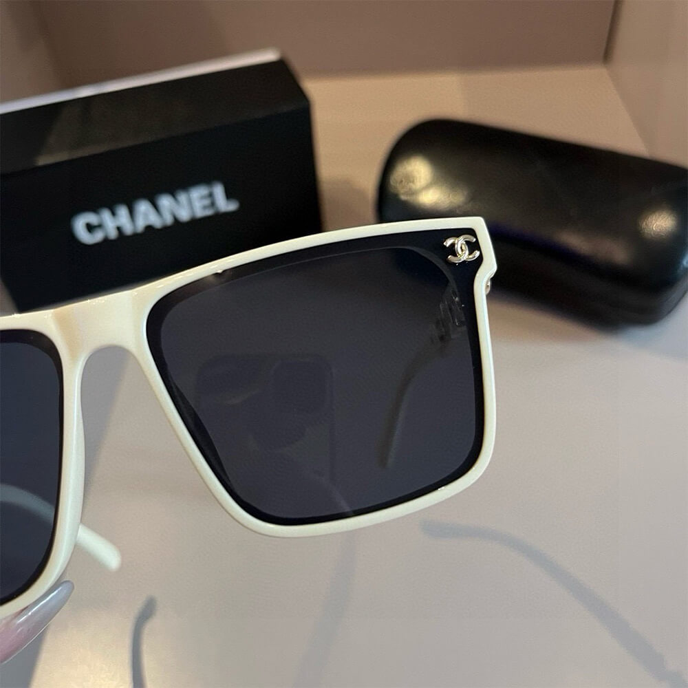 Ch**el SUNGLASSES