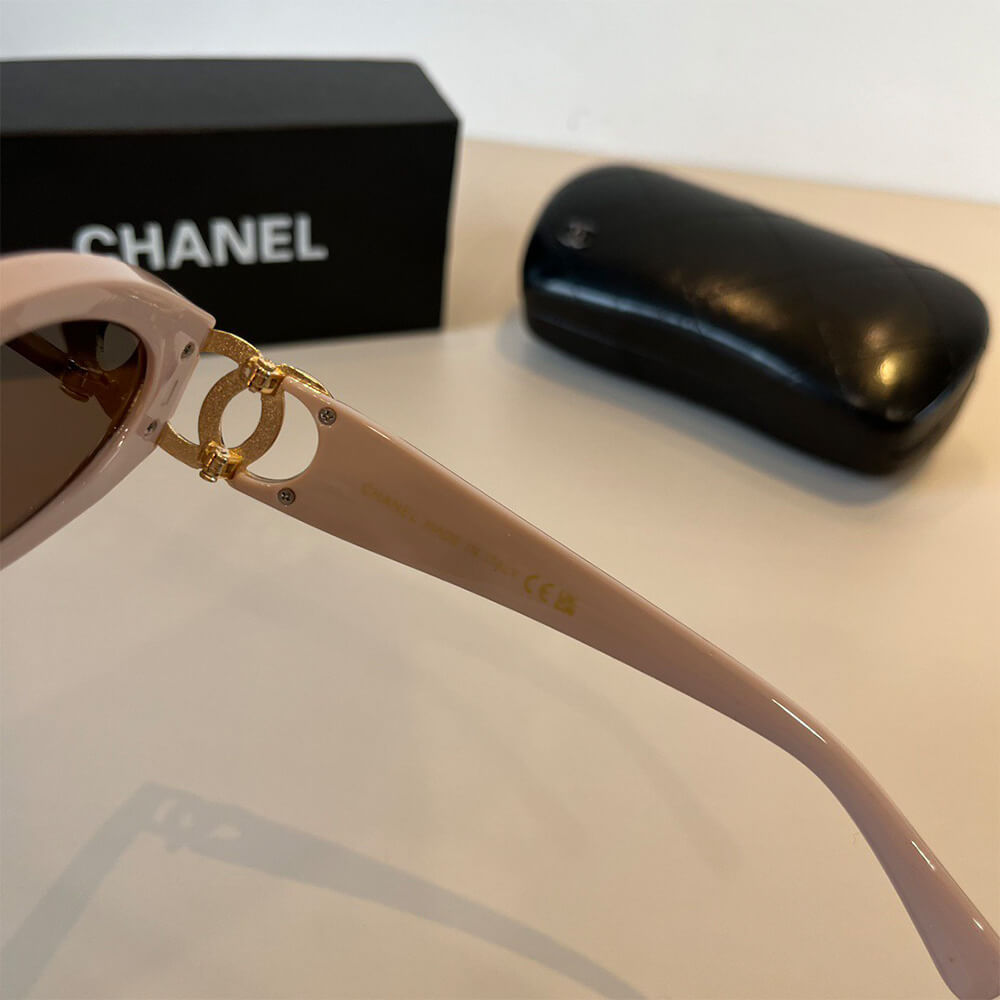 Ch**el SUNGLASSES
