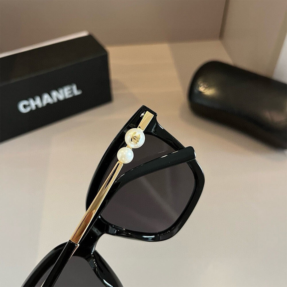 Ch**el SUNGLASSES