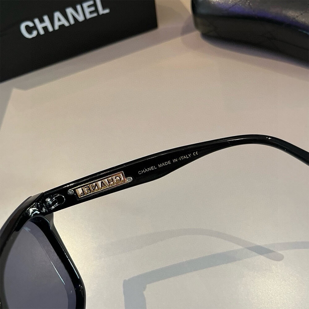 Ch**el SUNGLASSES