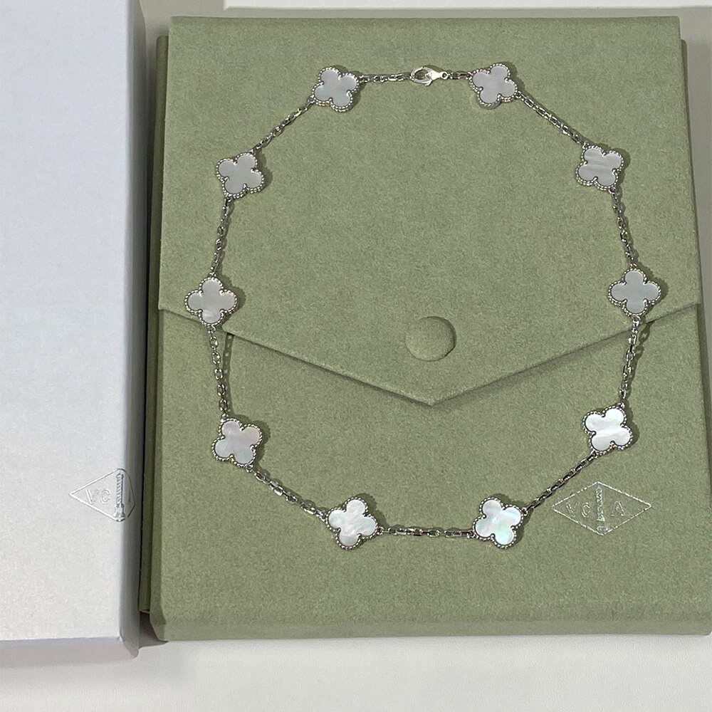 V*n Cl**f & Arpels Necklace