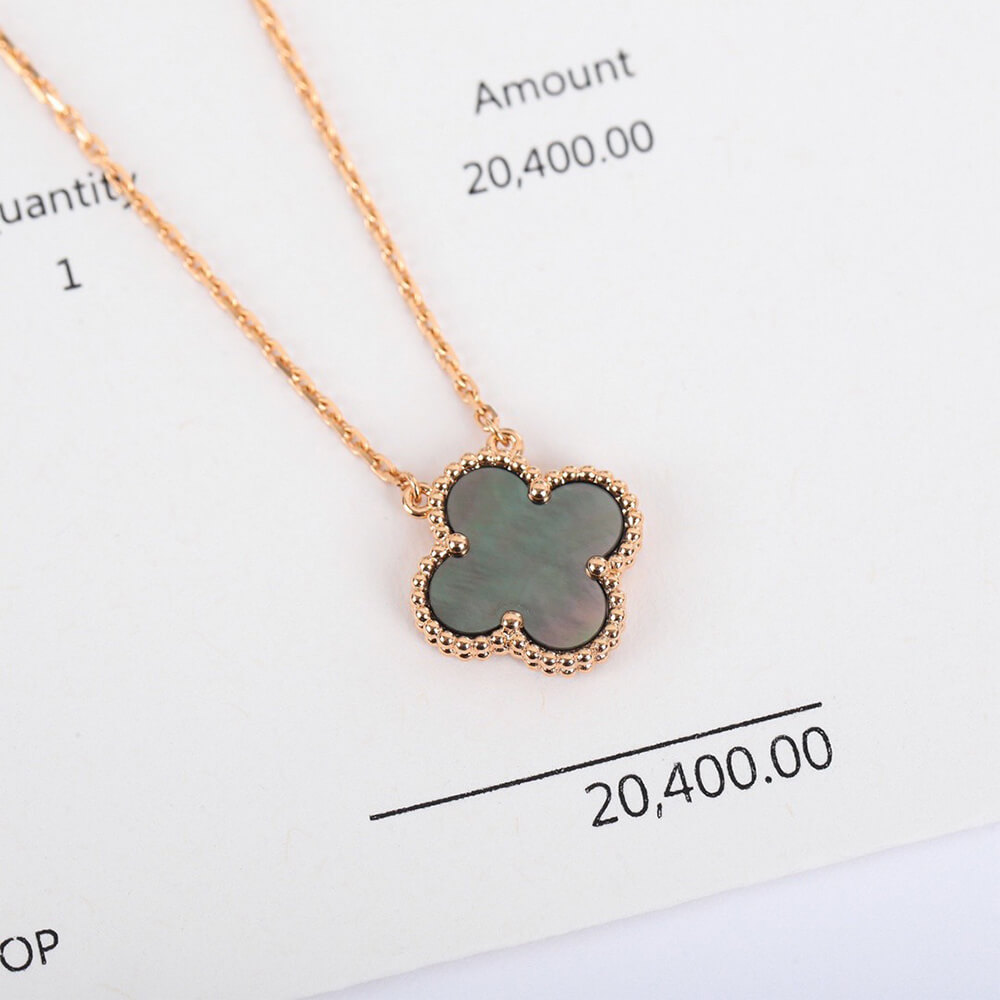 V*n Cl**f & Arpels Necklace