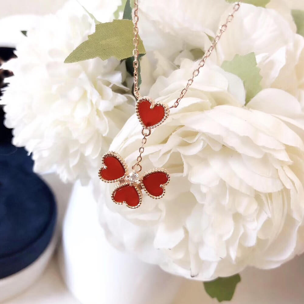 V*n Cl**f & Arpels Necklace