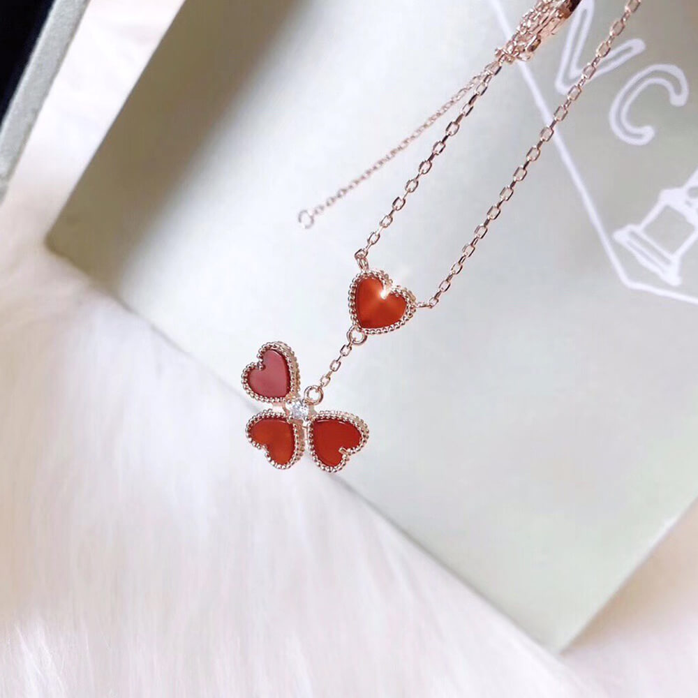 V*n Cl**f & Arpels Necklace
