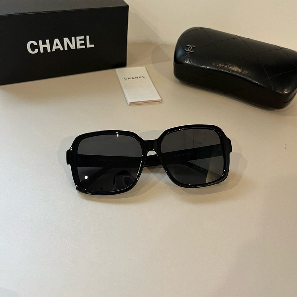 Ch**el SUNGLASSES
