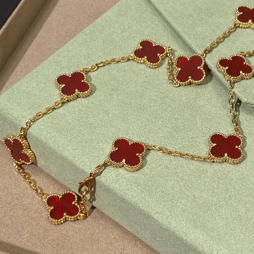 V*n Cl**f & Arpels Necklace