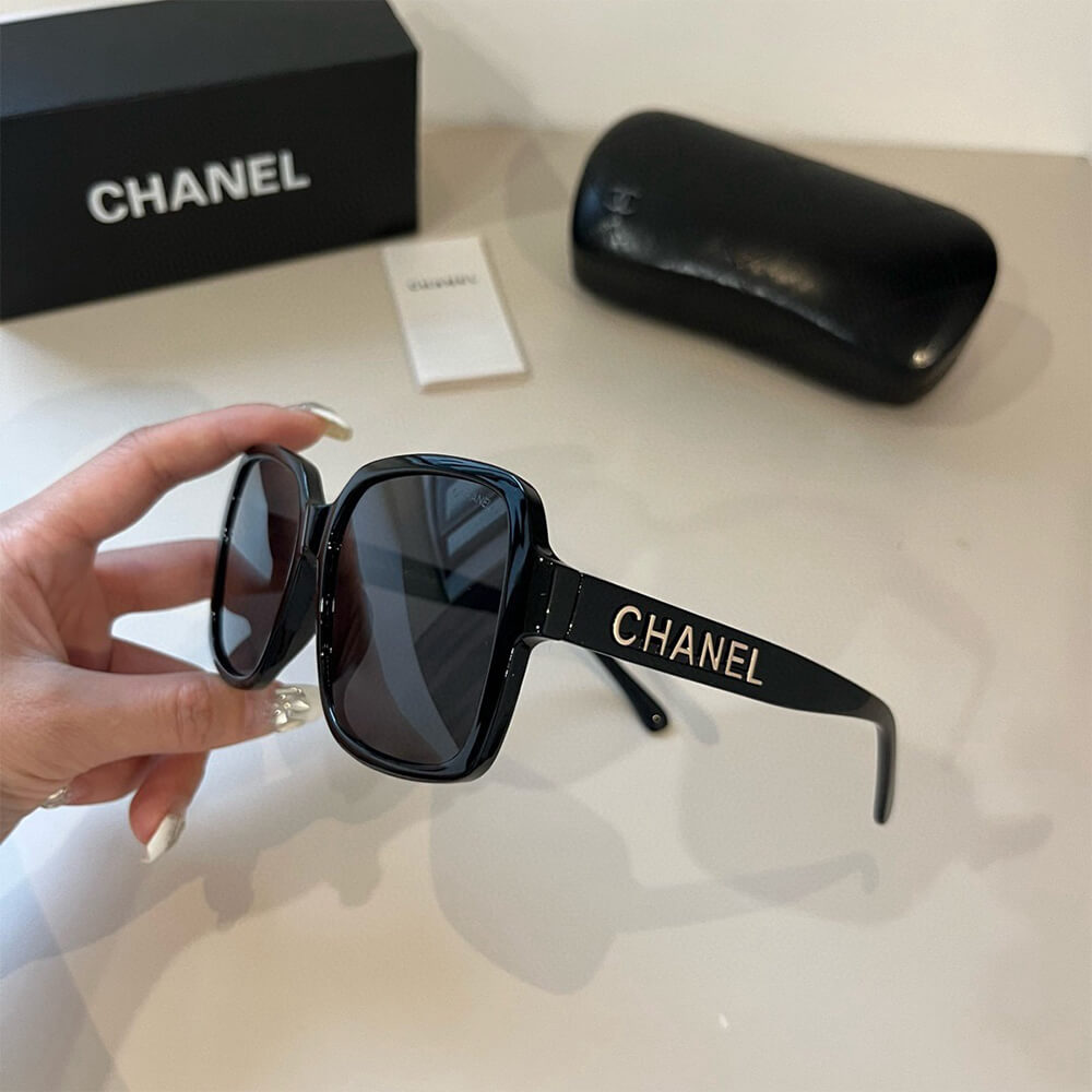 Ch**el SUNGLASSES