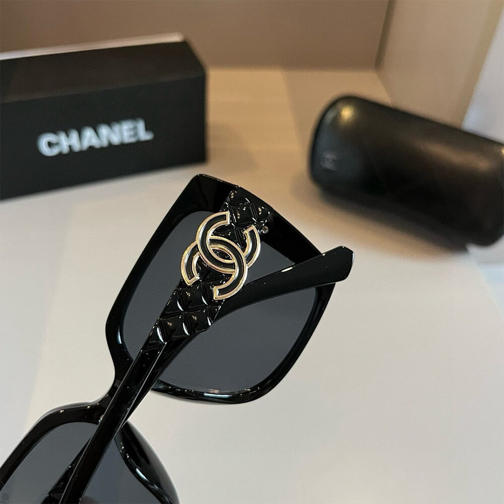 Ch**el SUNGLASSES