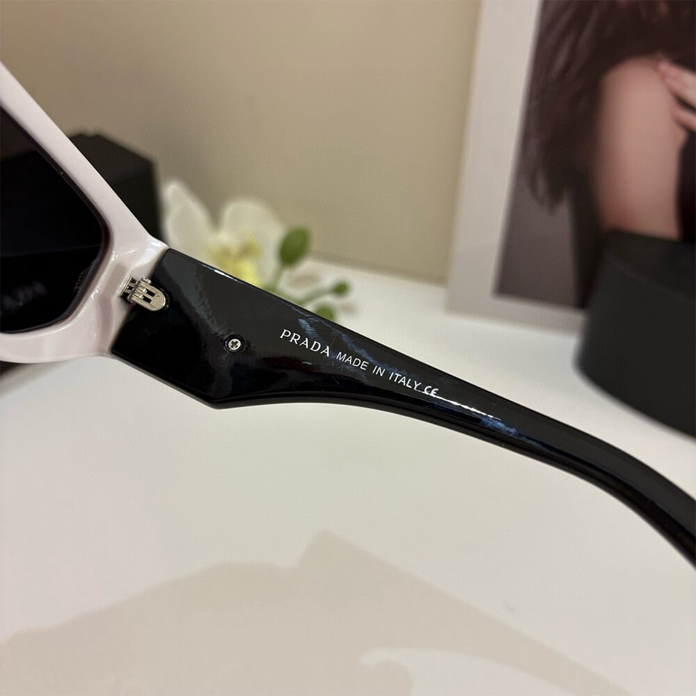 Pra*a SUNGLASSES