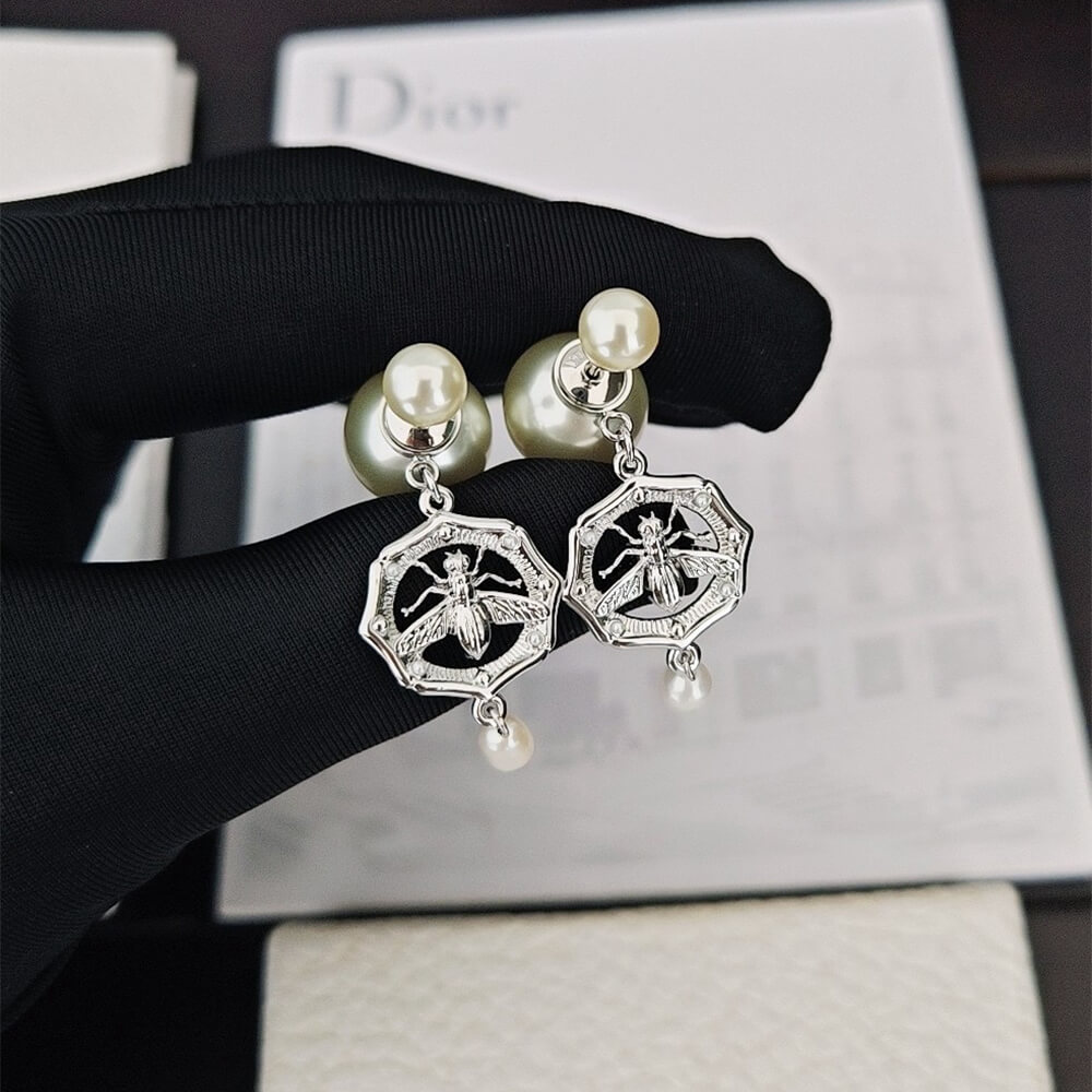 D10r EARRINGS