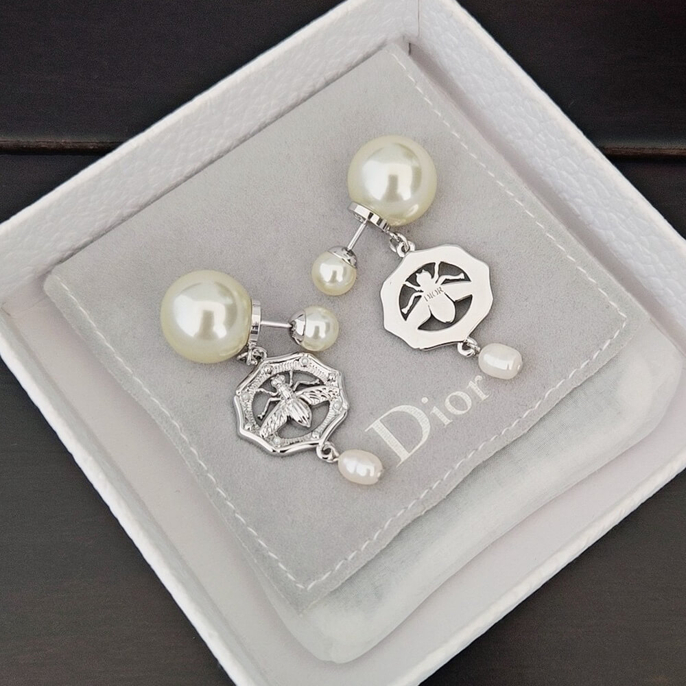 D10r EARRINGS