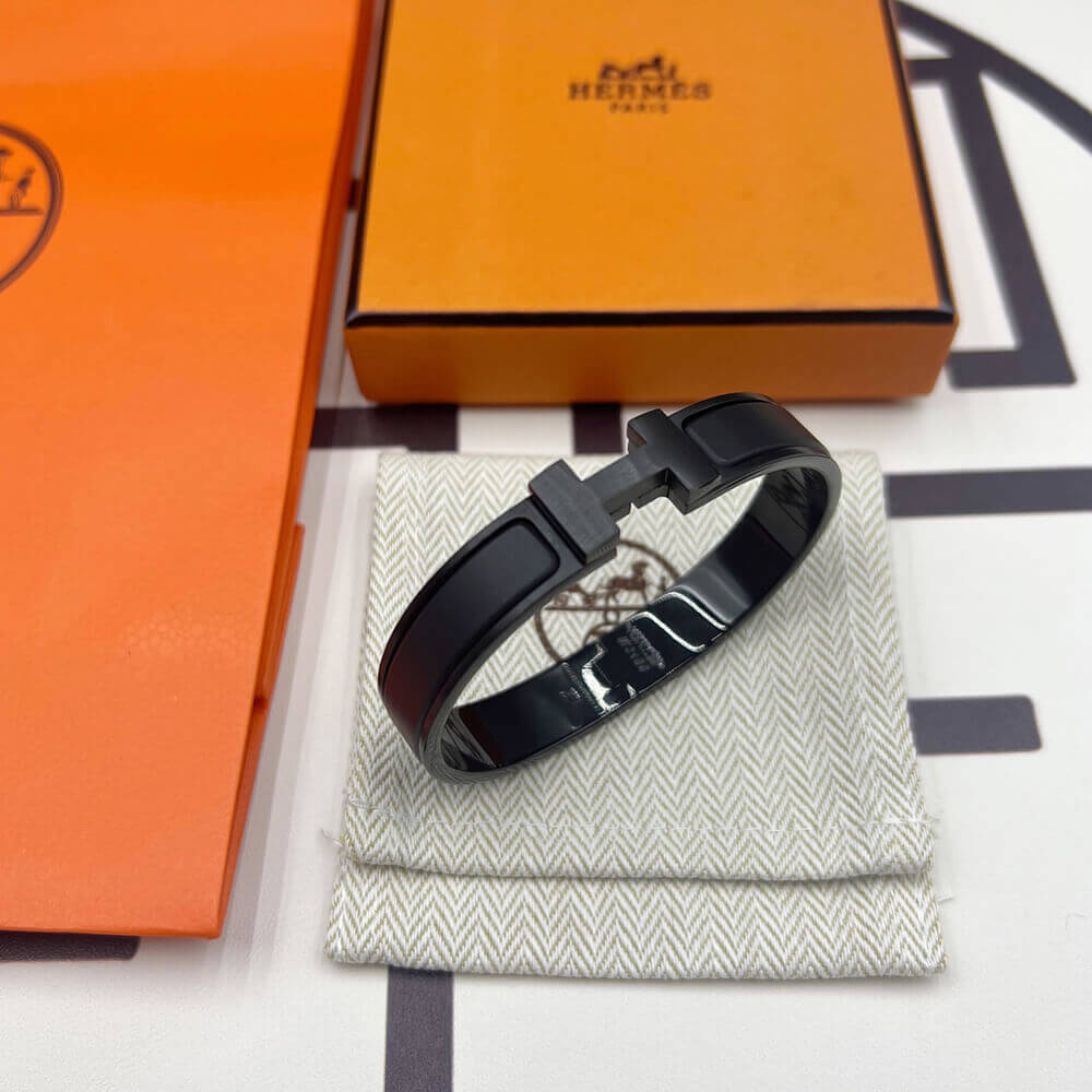 H**me5 Clic H bracelet