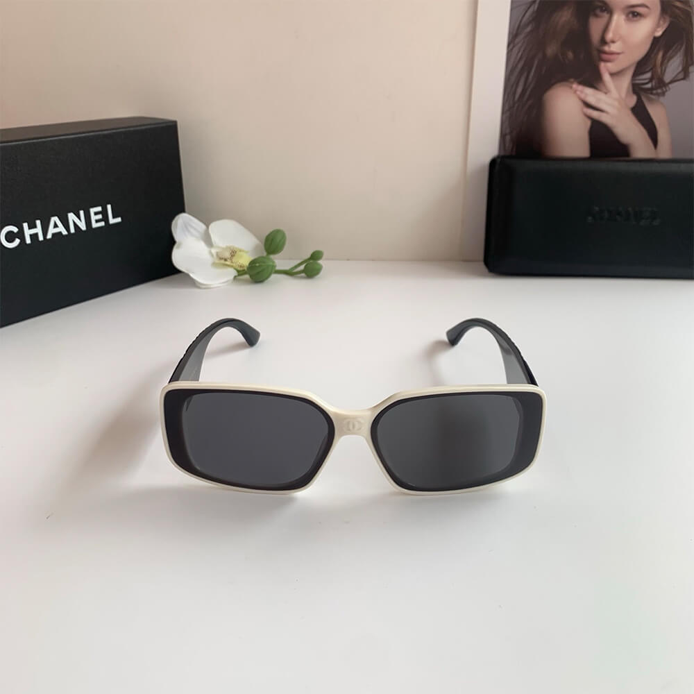 Ch**el SUNGLASSES