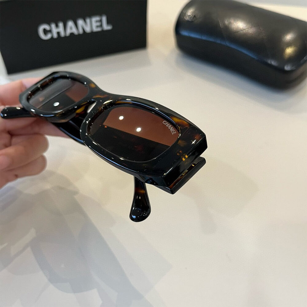 Ch**el SUNGLASSES