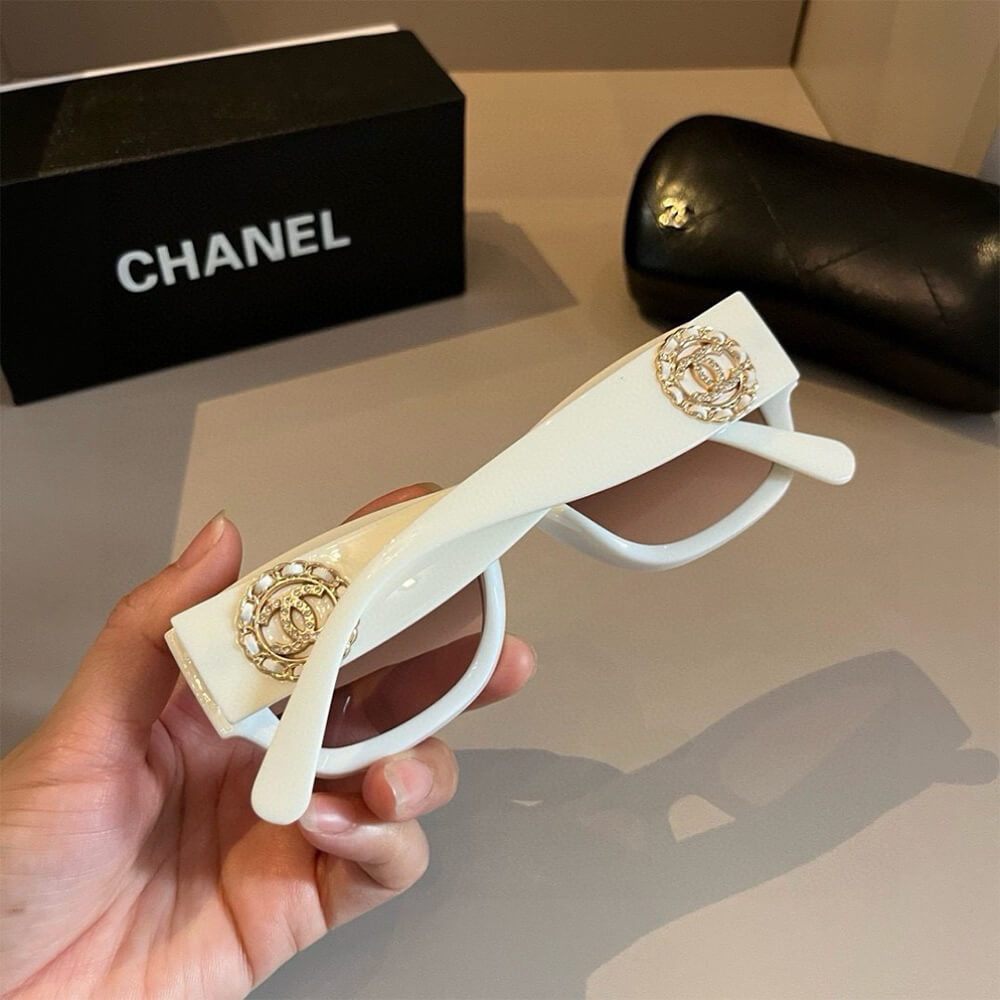 Ch**el SUNGLASSES