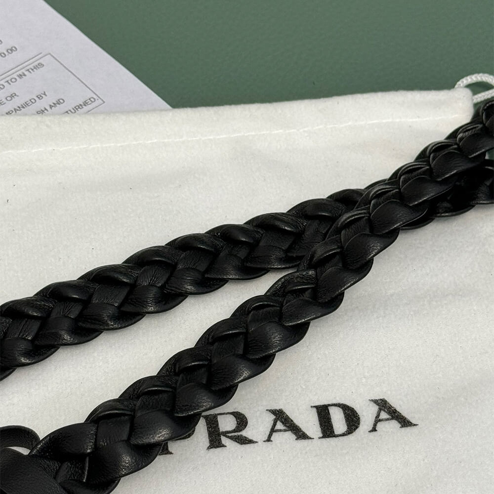 Pra*a Leather belt
