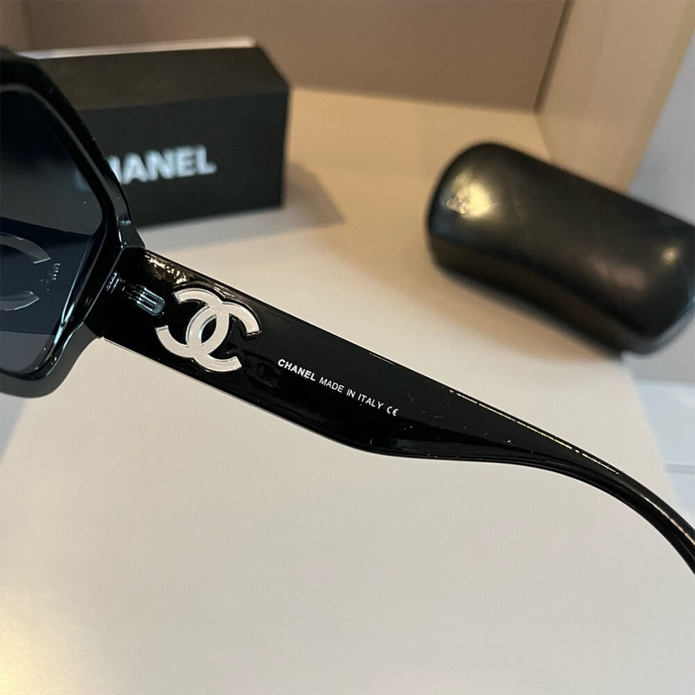 Ch**el SUNGLASSES