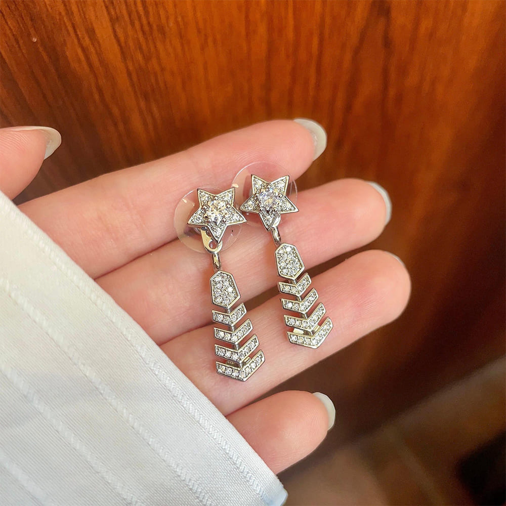 Ch**el LUNE DE Ch**el SINGLE CLIP EARRINGS