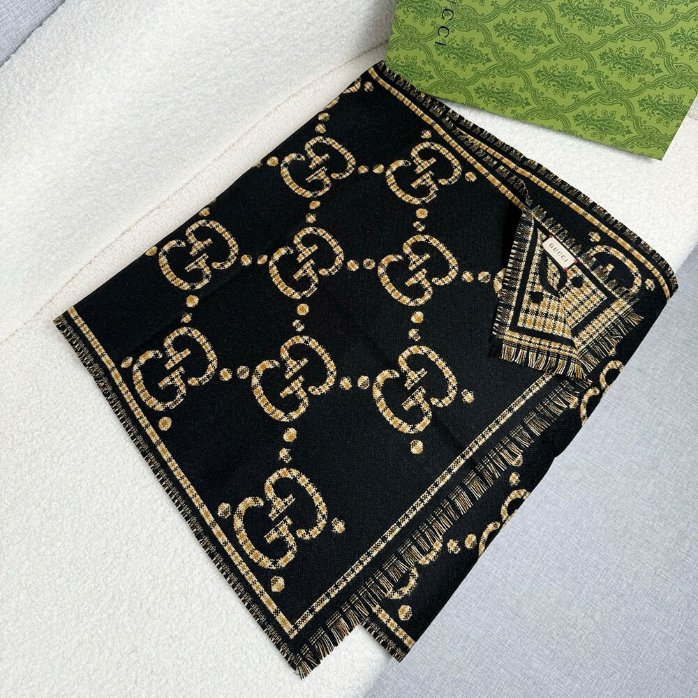 Gvc*1 GG wool scarf