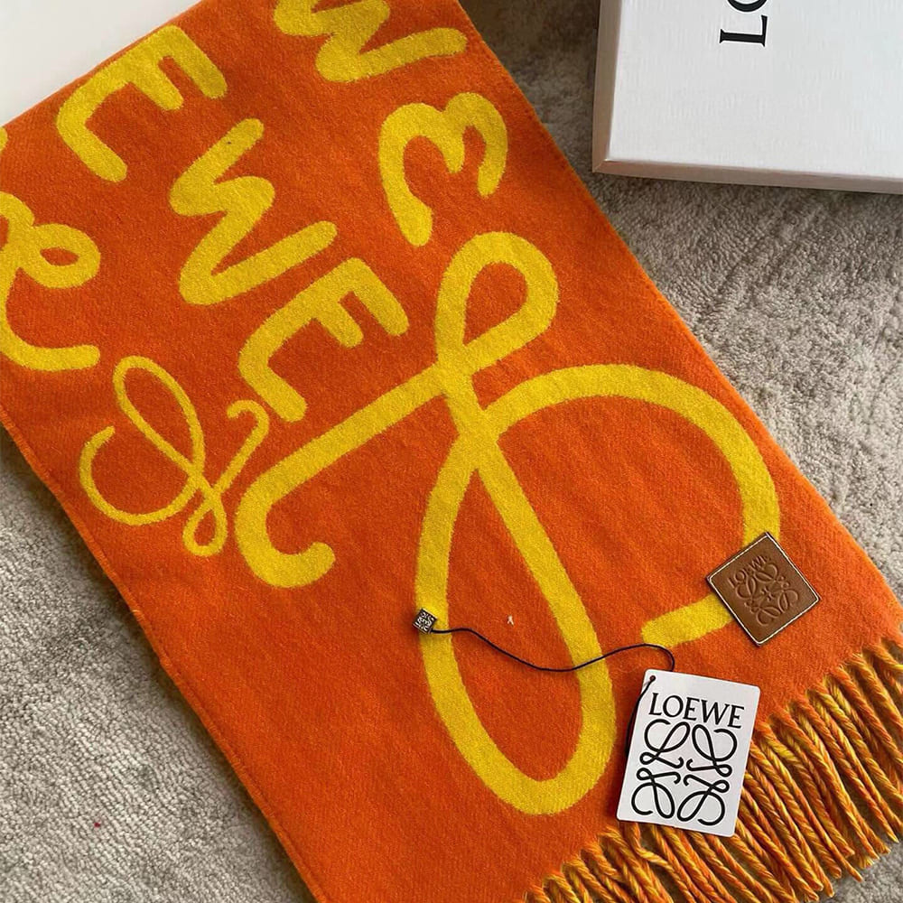 L0ew* Scarf in wool and cashmere