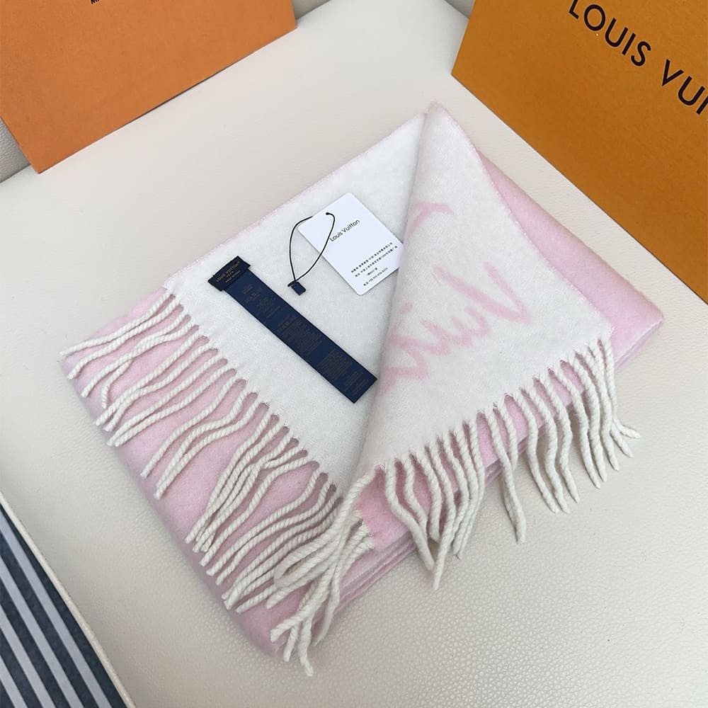 LV Fluffygram Scarf