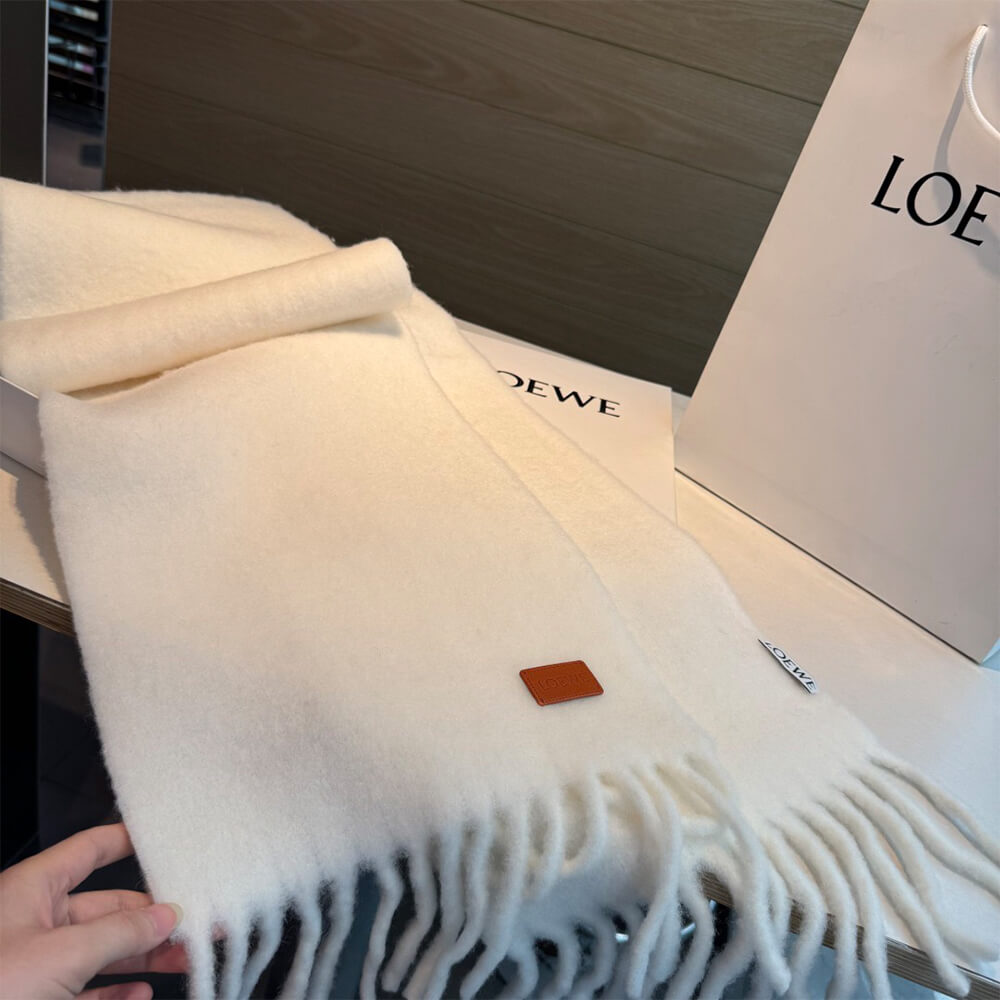 L0ew* Scarf in mohair and wool blend