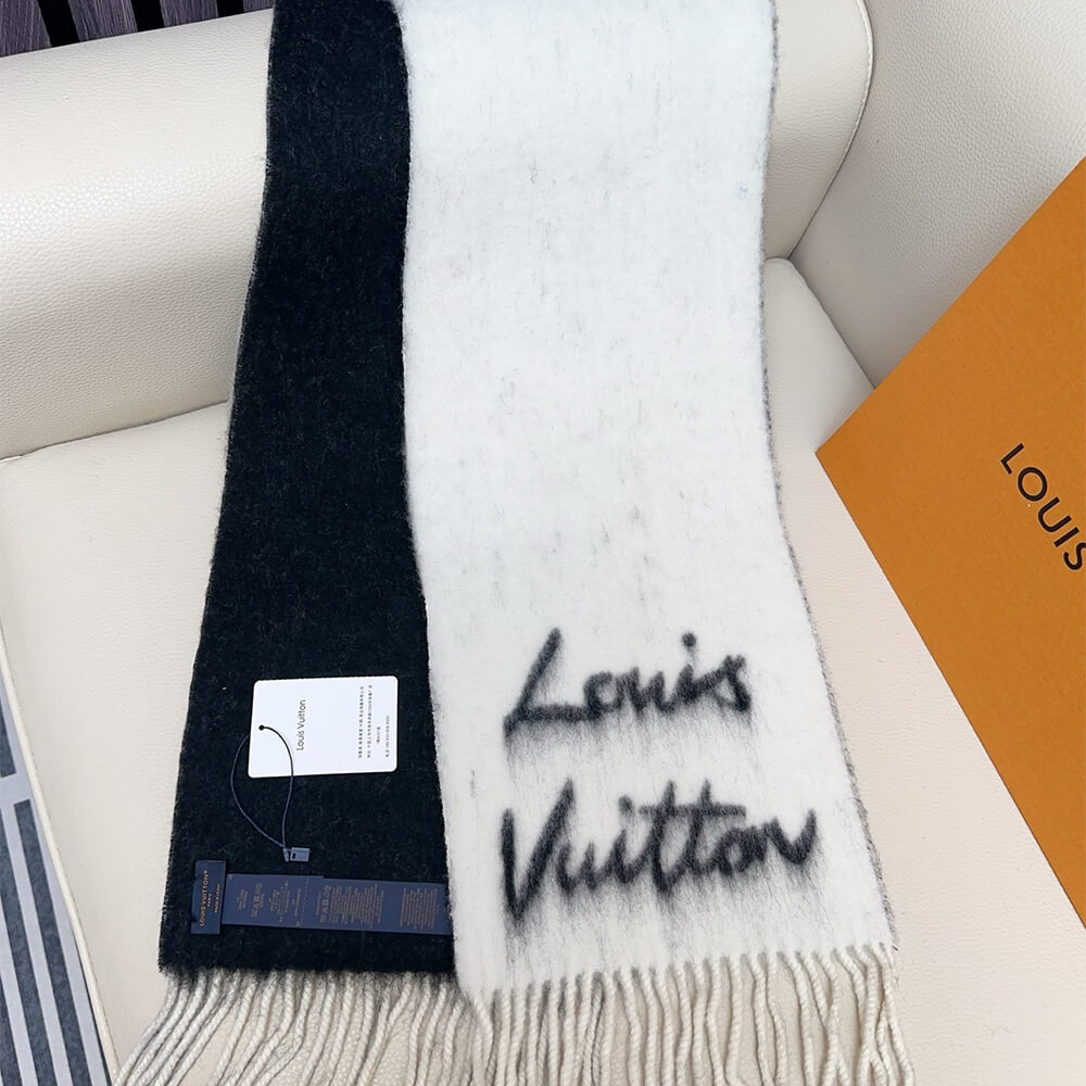 LV Fluffygram Scarf