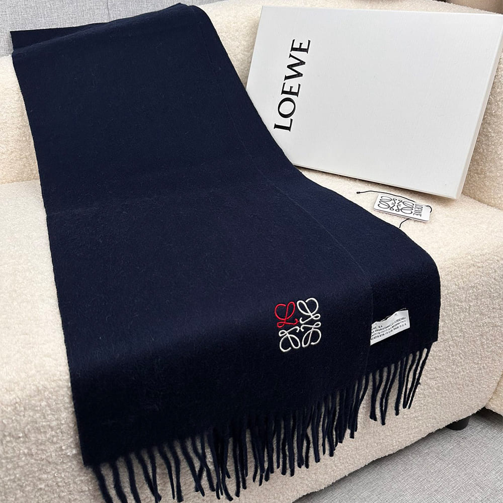 L0ew* Scarf