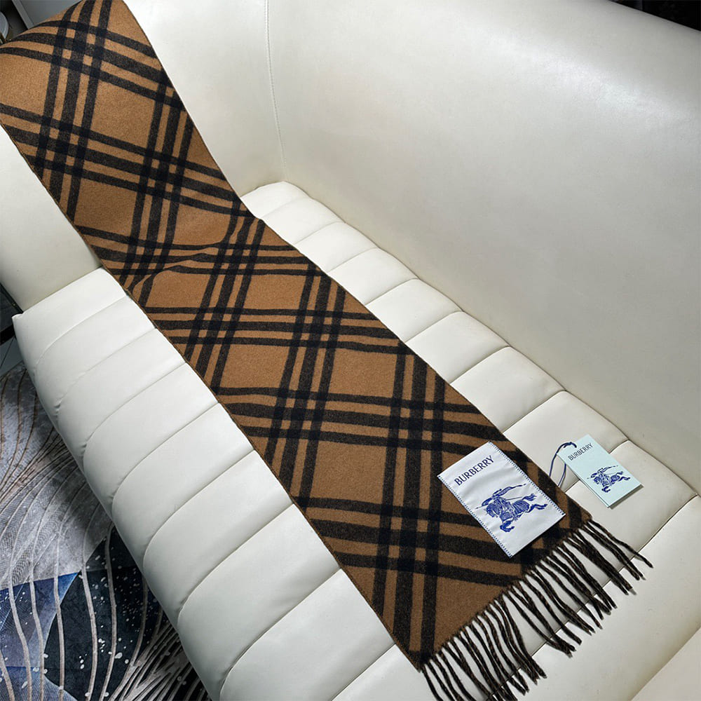 Bv*b*rry Check Cashmere Scarf