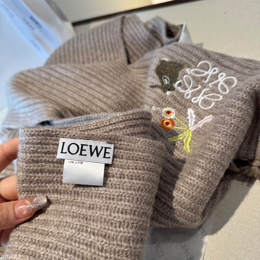 L0ew* Wool-Blend Knitted Bunny Scarf