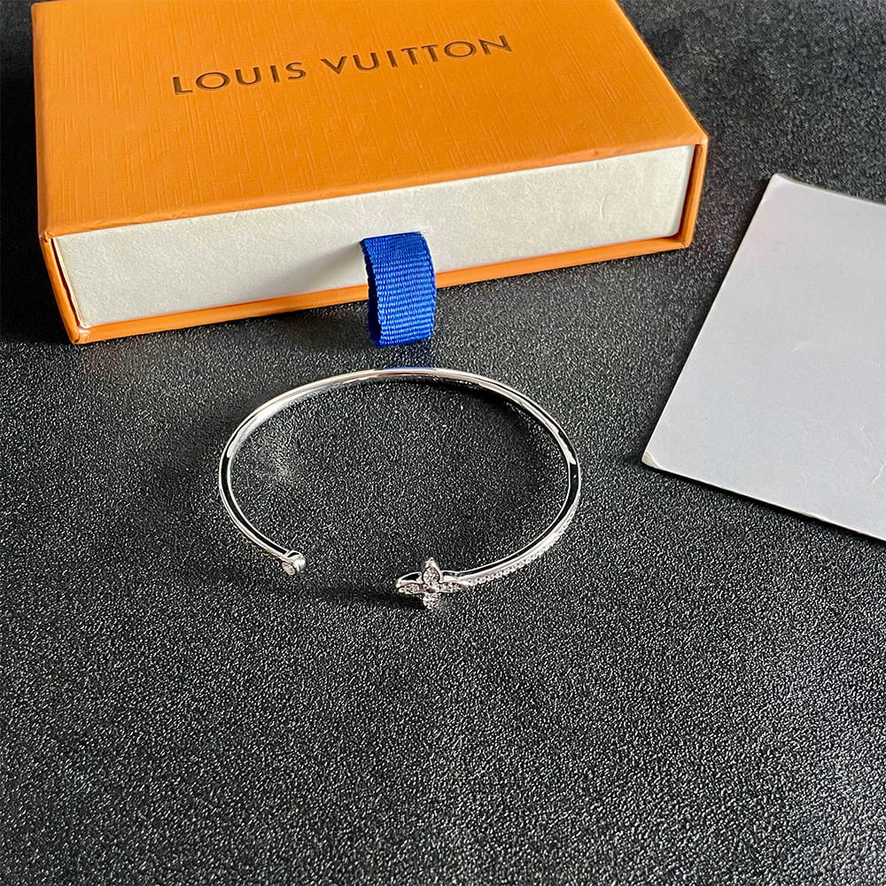 LV Bracelet