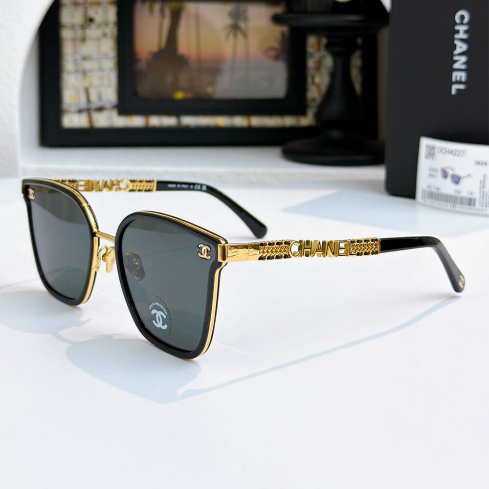 Ch**el SUNGLASSES