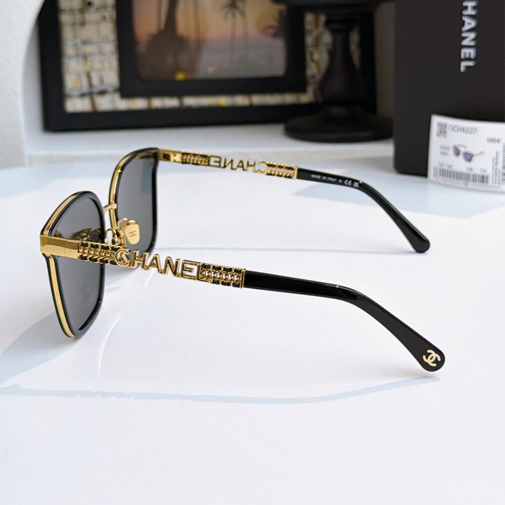 Ch**el SUNGLASSES