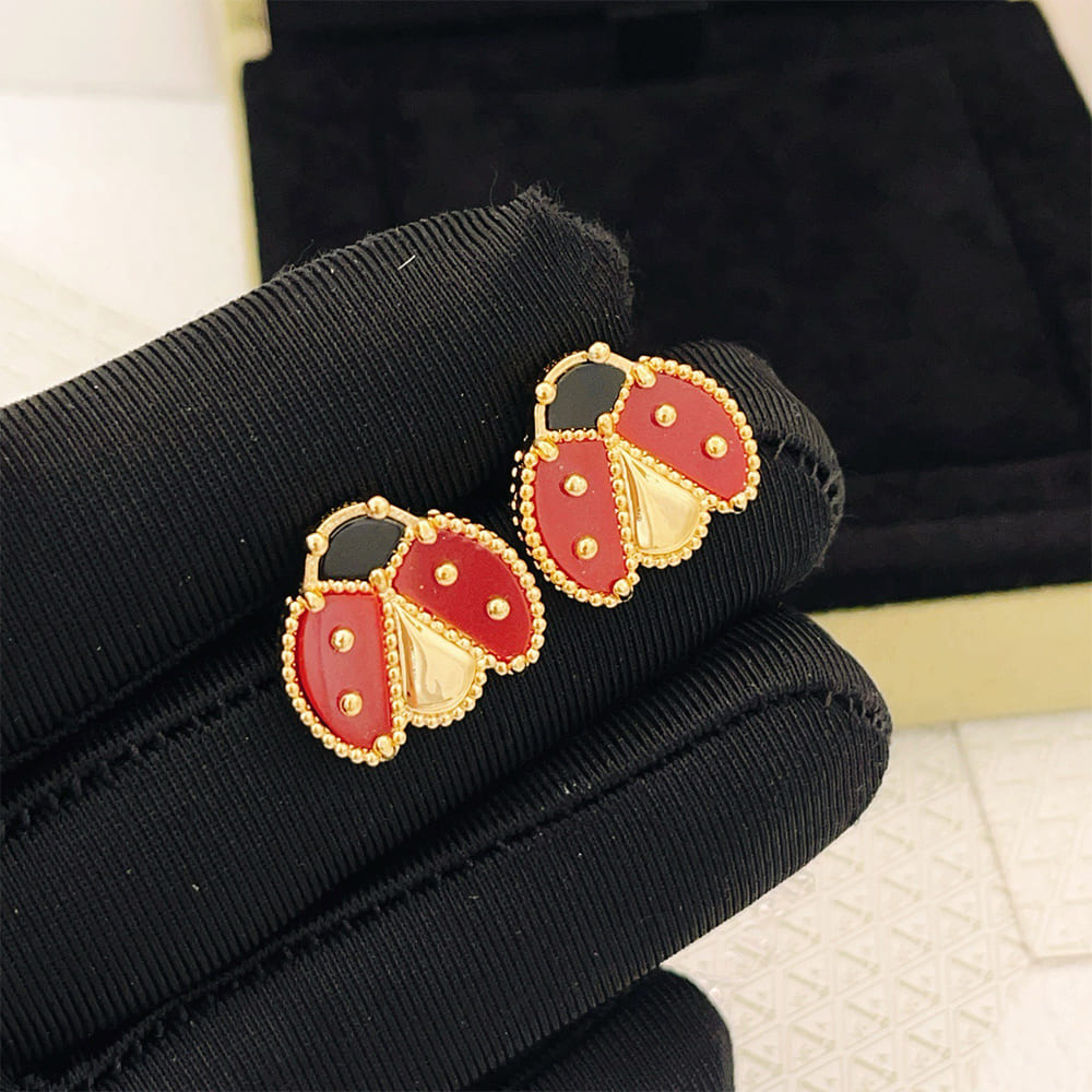 VCA Lady Bug Earring