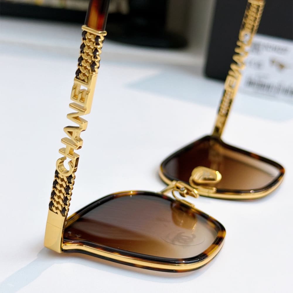 Ch**el SUNGLASSES