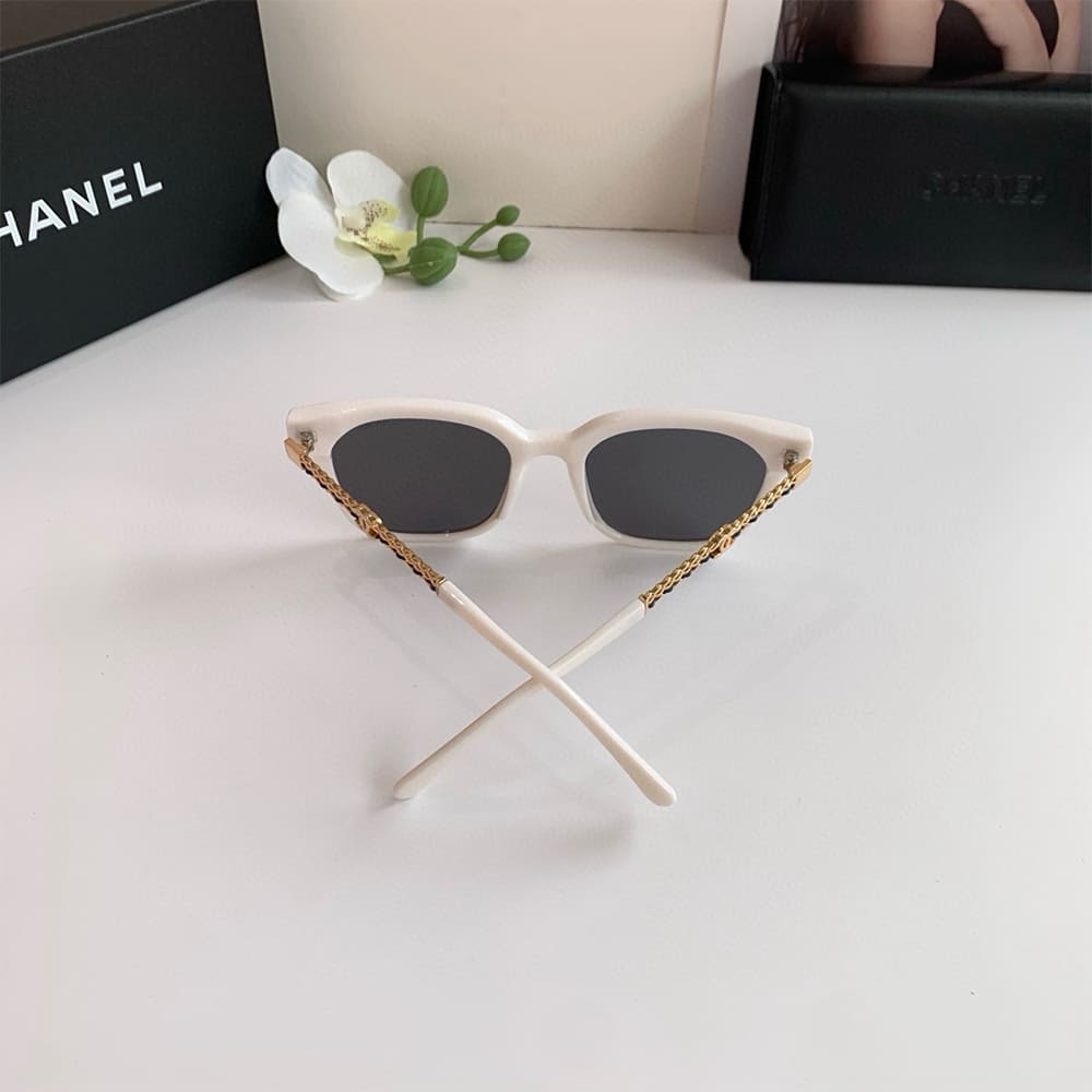 Ch**el SUNGLASSES