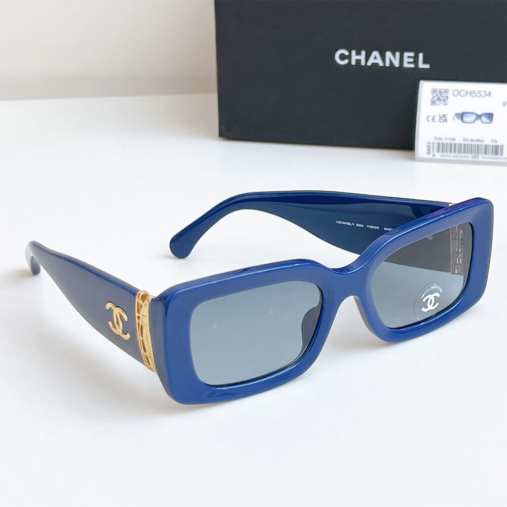 Ch**el Rectangle Sunglasses