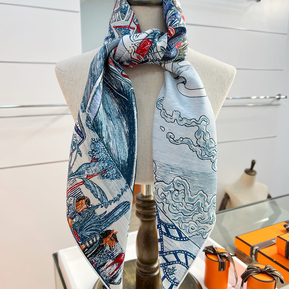 H**me5 City of Light scarf 90