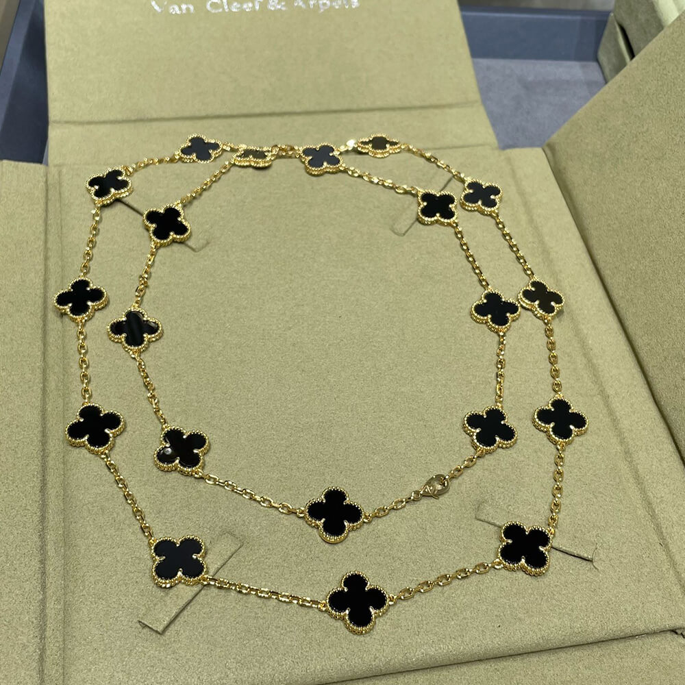 VCA Vintage Alhambra long necklace, 20 motifs