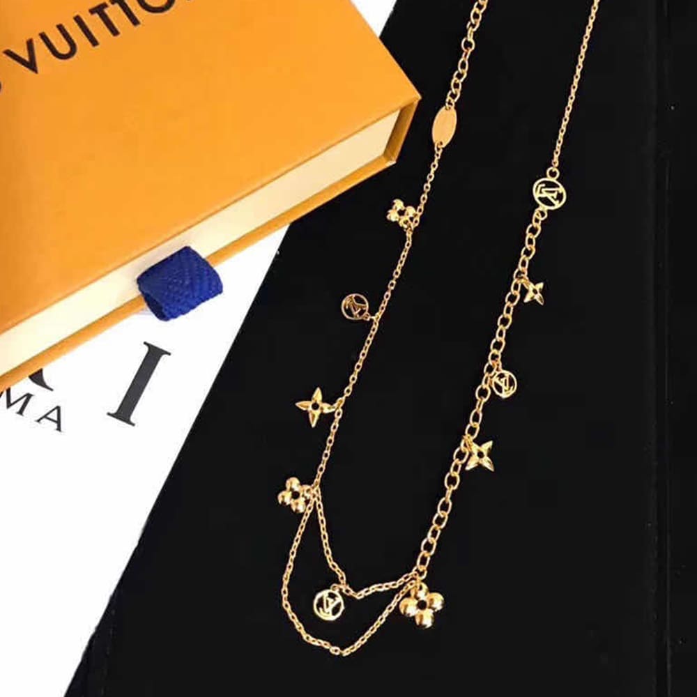 LV Blooming S*pple necklace