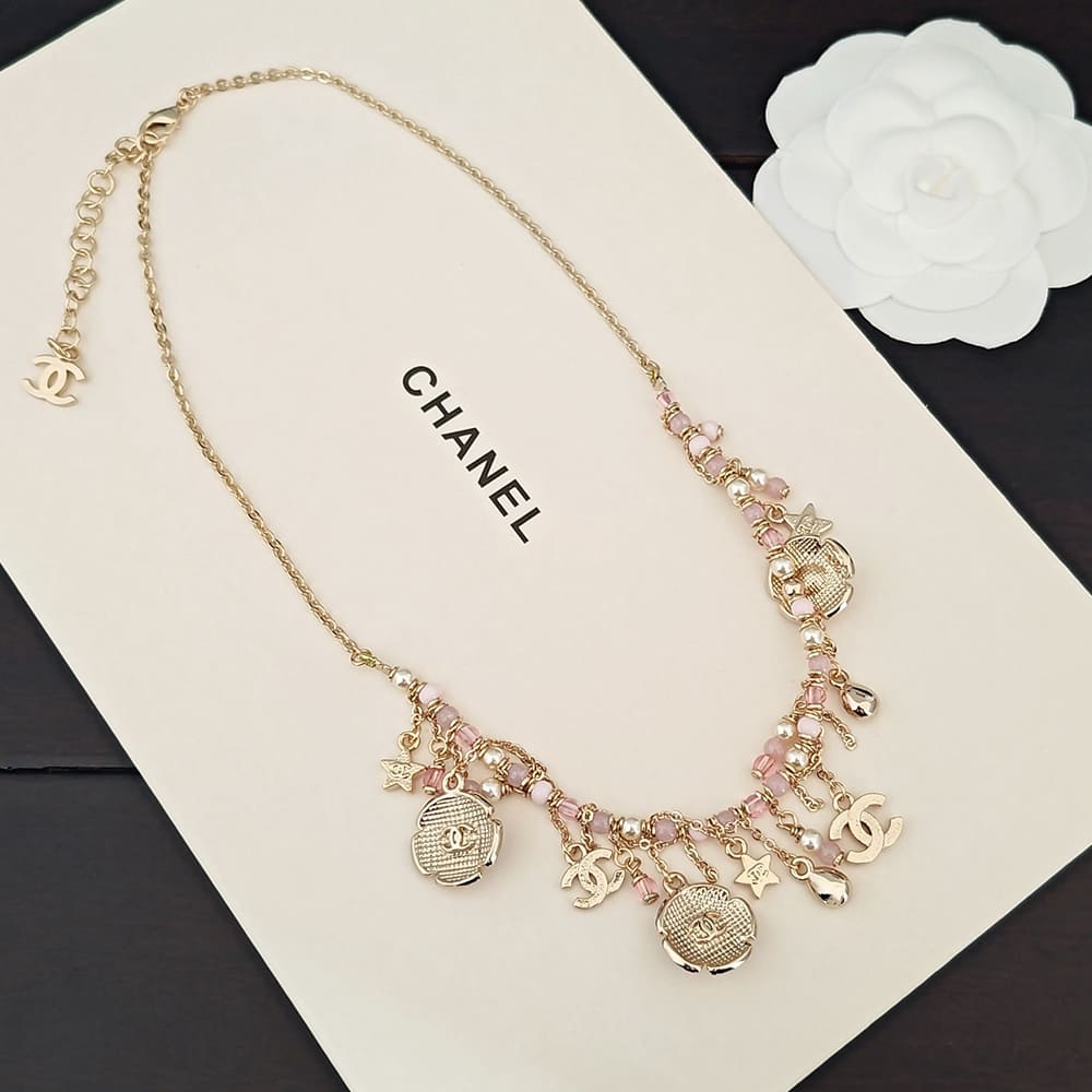 Ch**el necklace