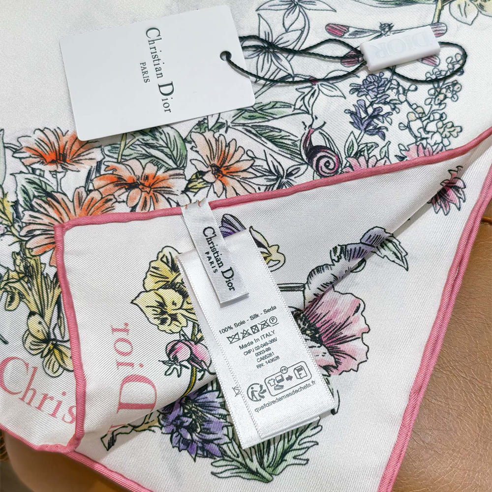 D10r printed 90 square scarf
