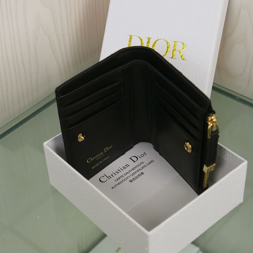 D10r Caro Dahlia Wallet with Crystals(HIGH-END GRADE)