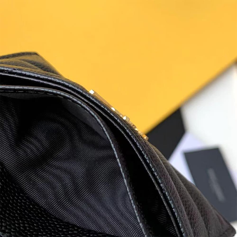 CASSANDRE MATELASS?? card case in grain de poudre leather(HIGH-END GRADE)